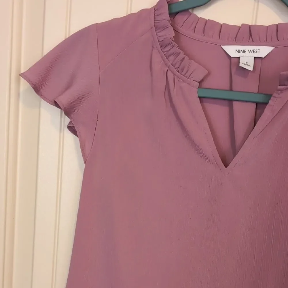 NWT Nine West Dusty Purple Flutter Sleeve Blouse - Picture 5 of 13